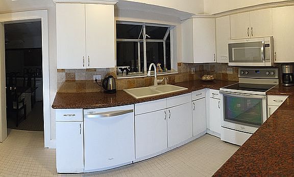 5th image of 3630 Overlook Dr NE
