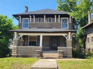 1215 Oakley Pl, Saint Louis, MO 63112