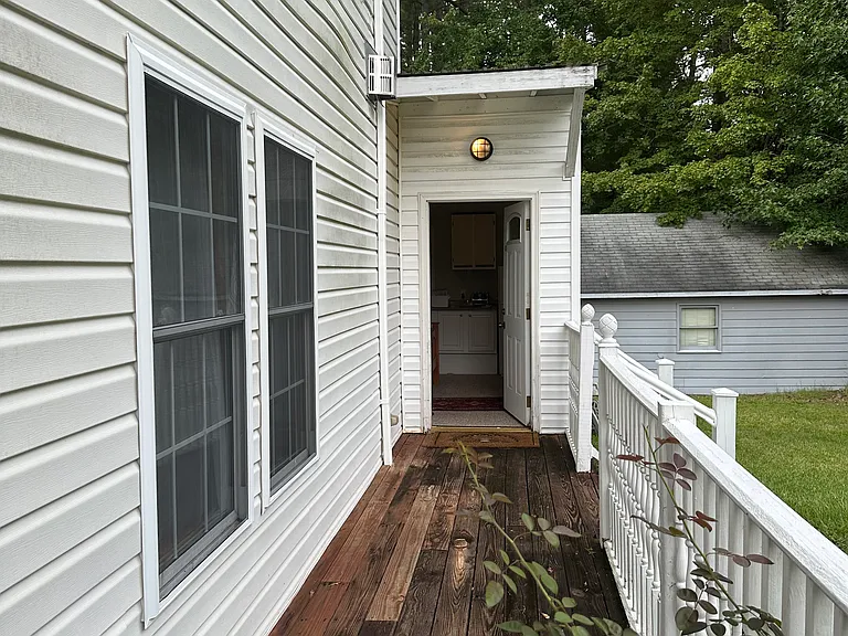 6405 Garrett Rd — Photo 9
