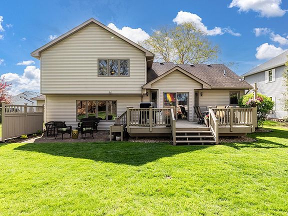 2nd image of 1611 Meadow View Trl