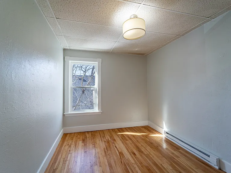 Beaver St — Photo 17