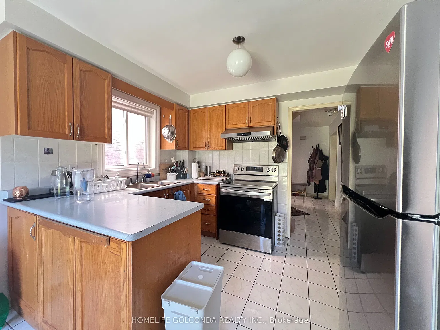 4 bed, $4,000 — Photo 4