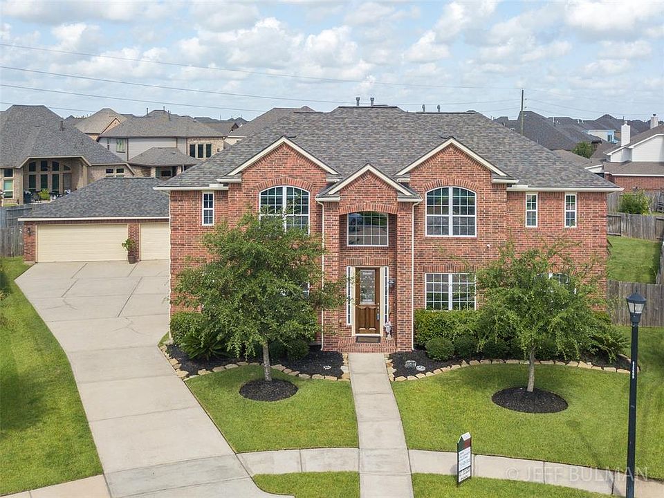 1st image of 10407 Sandy Cypress Ct