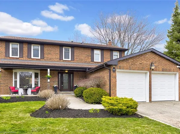 269 Royal Albert Ct, Oakville, ON L6H 3A7