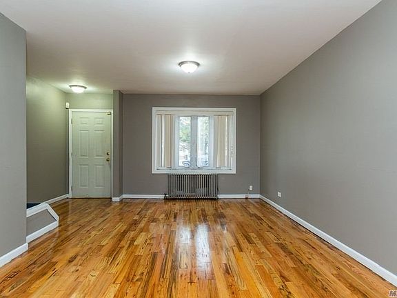 3rd image of 11141 143rd St