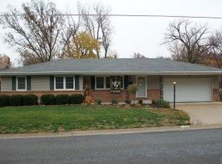 3107 Hampton Rd, Saint Joseph, MO 64505