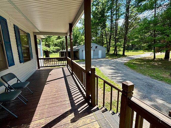 5th image of 2594 S Forman Rd