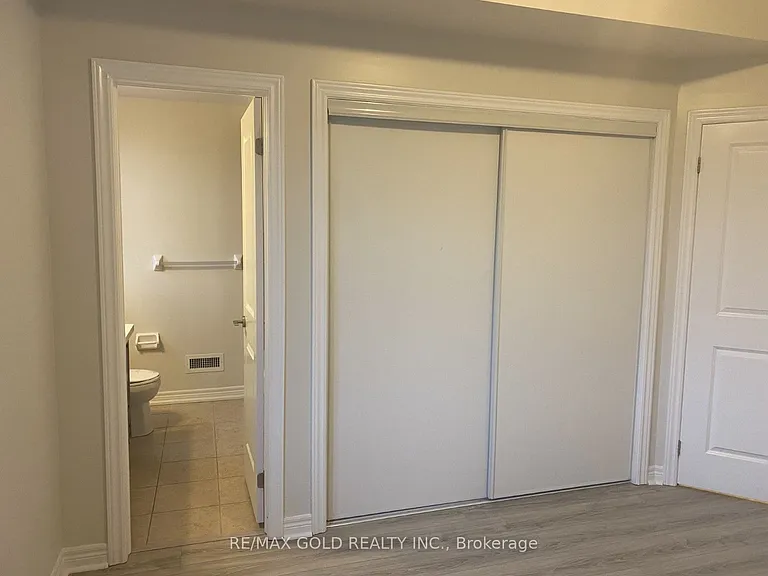 276 Gatwick Dr #205 — Photo 12