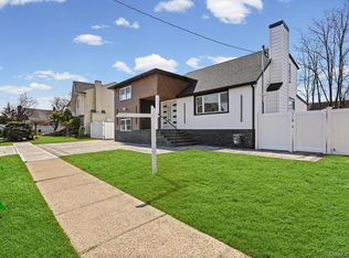 2292 Vassar Place, Merrick, NY 11566