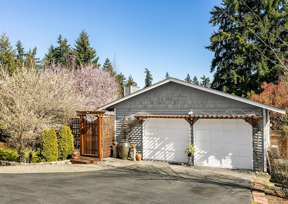 1st image of 9912 117th Pl NE