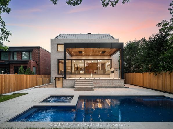 64 Glengowan Rd #C04, Toronto, ON M4N 1G4