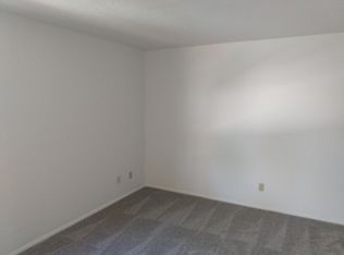 17835 N 40th Pl #4, Phoenix, AZ 85032