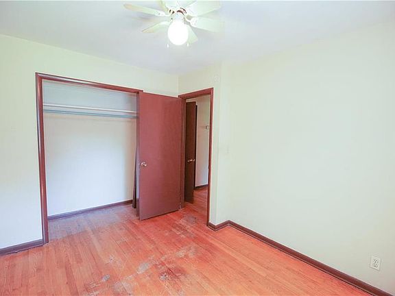 3rd image of 11305 E Lexington Ave
