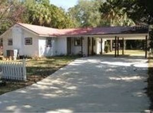 22 60th St, Yankeetown, FL 34498