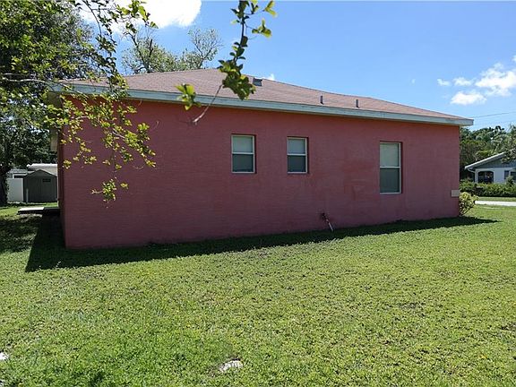 4th image of 8005 43rd St N