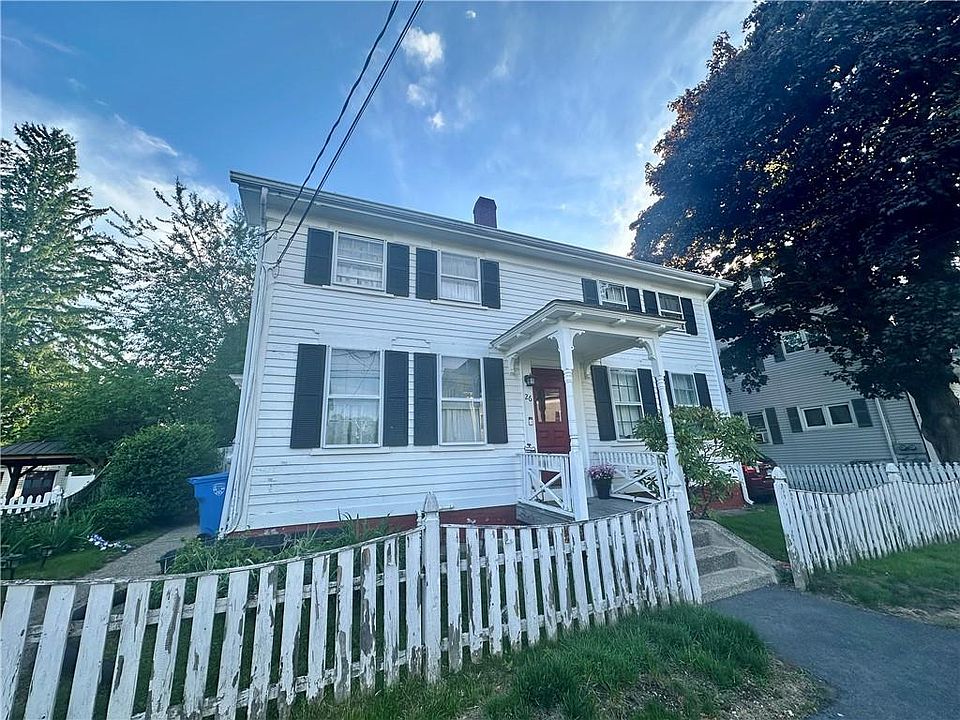 1st image of 26 Pleasant St
