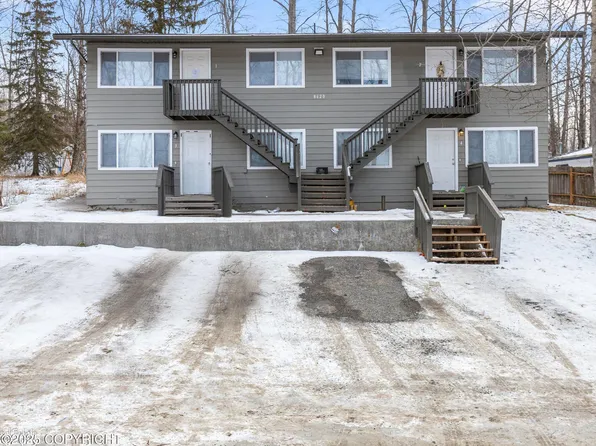 8620 Kluane Dr, Anchorage, AK 99504