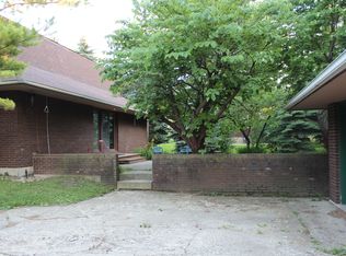 990 N Delany Rd, Gurnee, IL 60031