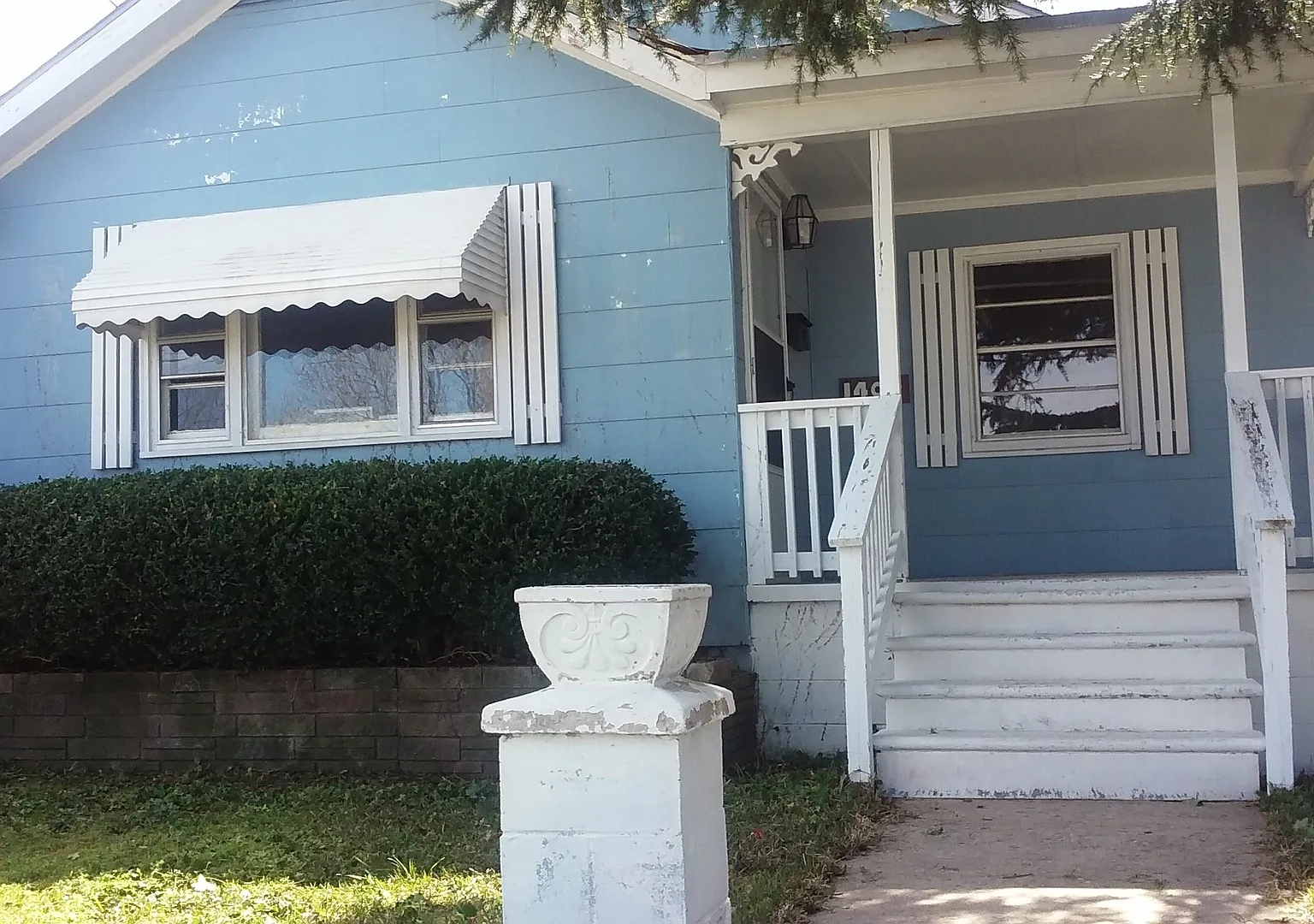 Promise Land North -- Charming 3 bedroom home in heart of Historic Walking District Downtown More... — Photo 2