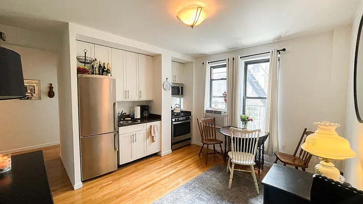 Rented by Roselyn  Fortuna LLC | media 3