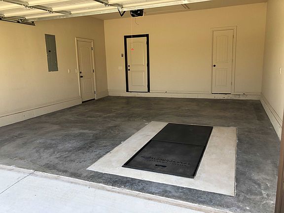 3rd image of 420 SW 145th St