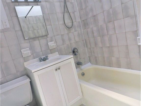 5th image of 342 E 81st St #49