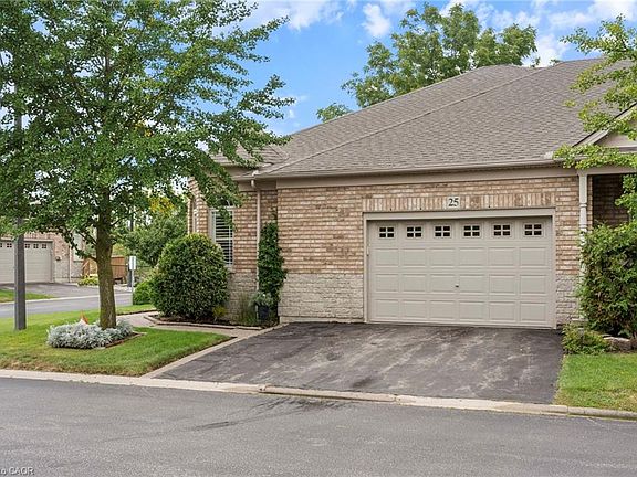 2nd image of 10 Cobblestone Dr #25