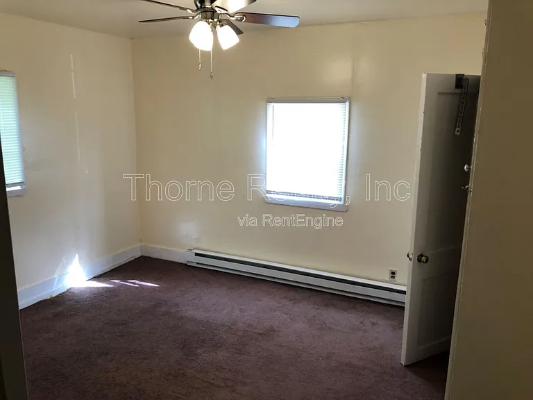 517 NE Main St — Photo 6