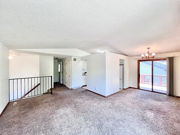 2493 Fleming Dr — Photo 3