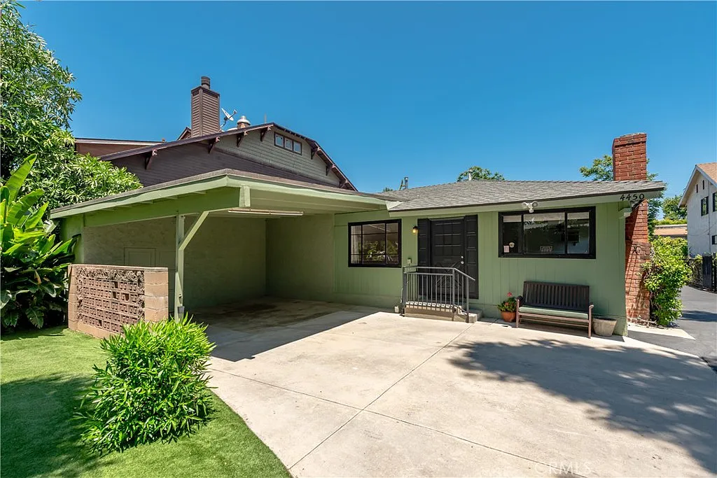 3 bed, 1600 sqft, $4,595 — Photo 4