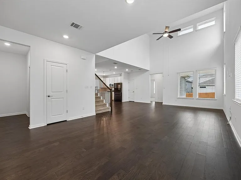 6407 Rounded Pebble Ln — Photo 4