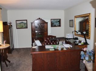 4620 Summerset Dr, Terre Haute, IN 47803