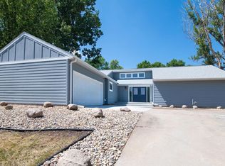 4101 S Hackberry Cir, Sioux Falls, SD 57103