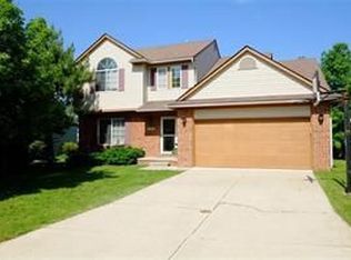 4931 Matthew Ct, Ypsilanti, MI 48197