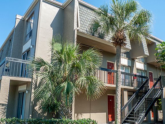 Madison Place Apartments | Clearwater, FL
