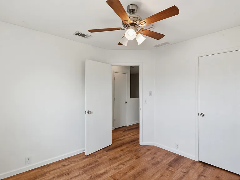 2620 Ezekial Way — Photo 18