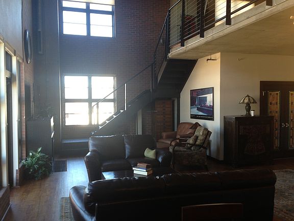 4th image of 1860 N Washington St APT 601