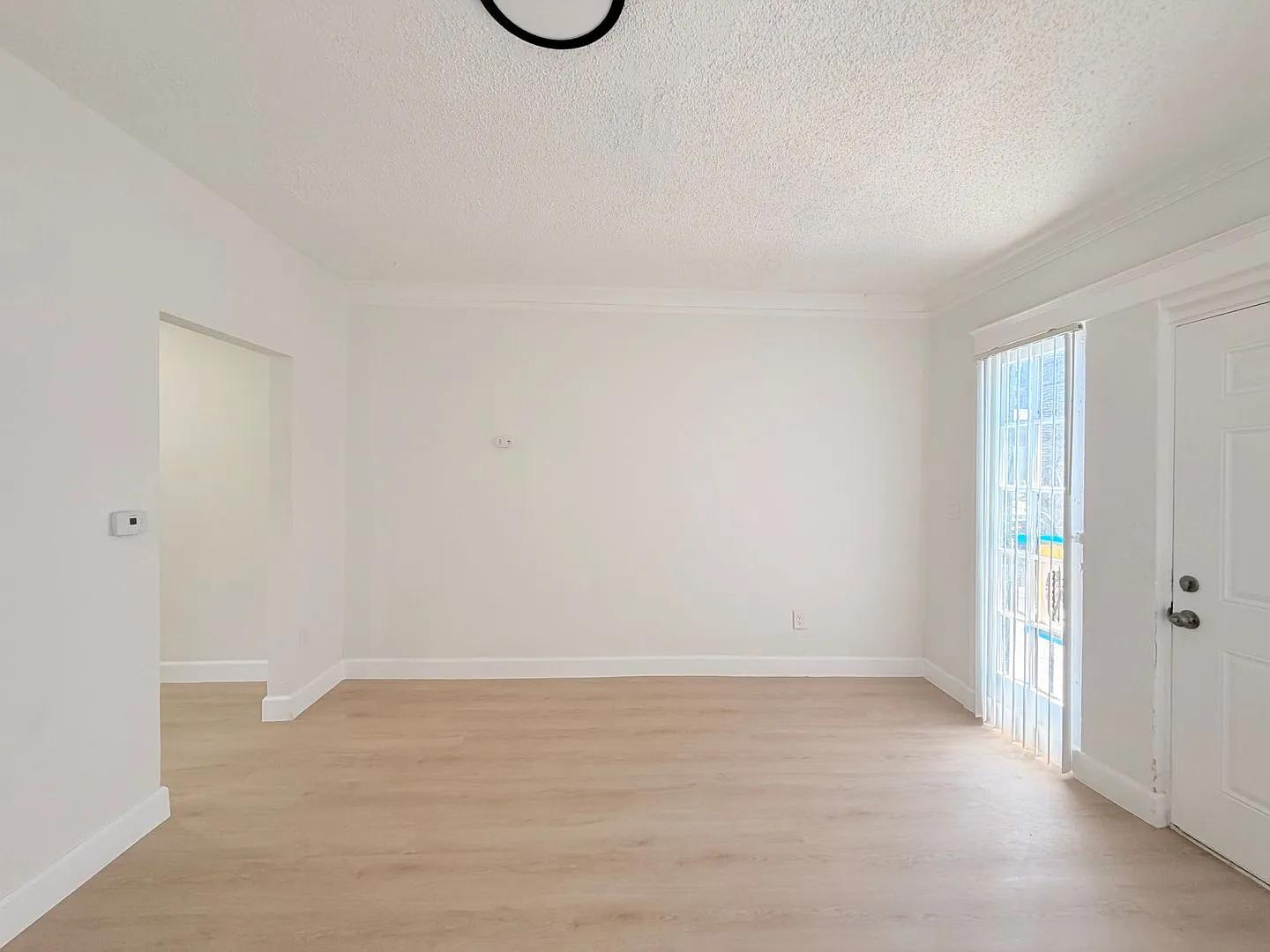 4705 Willowbrook Ave/1001 Berendo/1005 Berendo — Photo 4