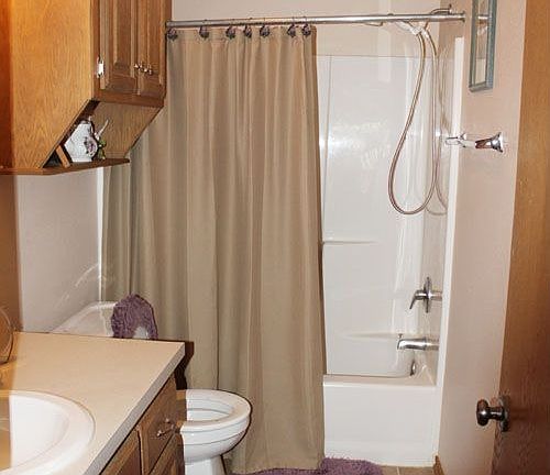 Upstairs Bath