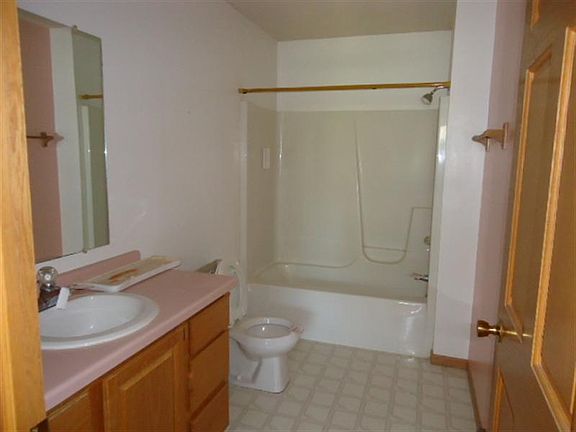 4th image of 4263 Tanglewood Dr