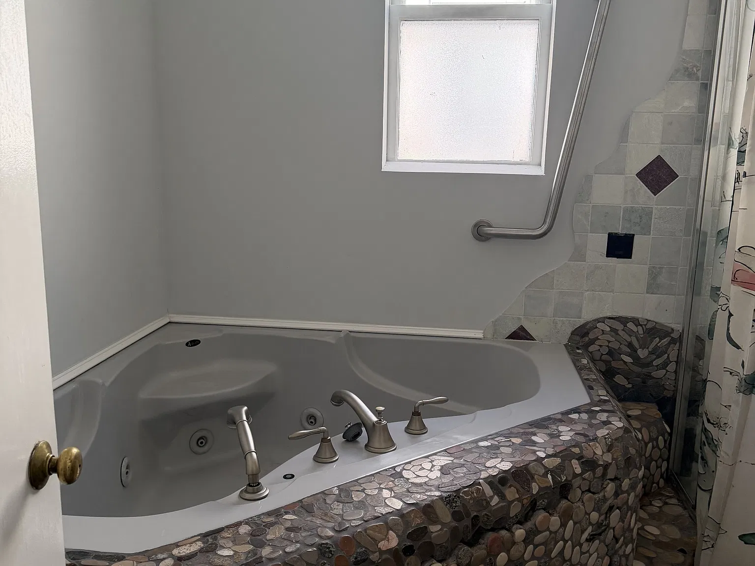 53 Lawn Street #2 - 2 — Photo 2