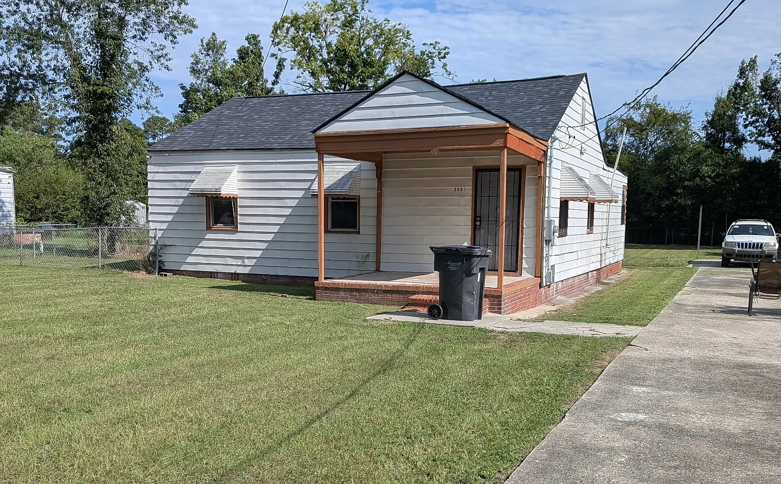 2001 Shirley Ave — Photo 1