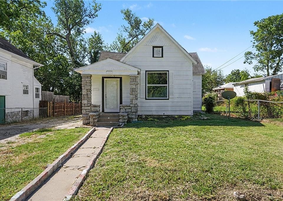 1st image of 1139 Garfield Ave