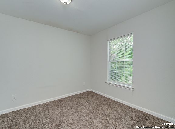 5th image of 119 Ada St