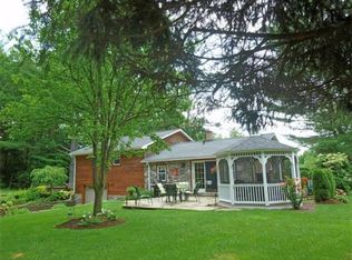 105 Pomeroy Meadow Rd, Southampton, MA 01073