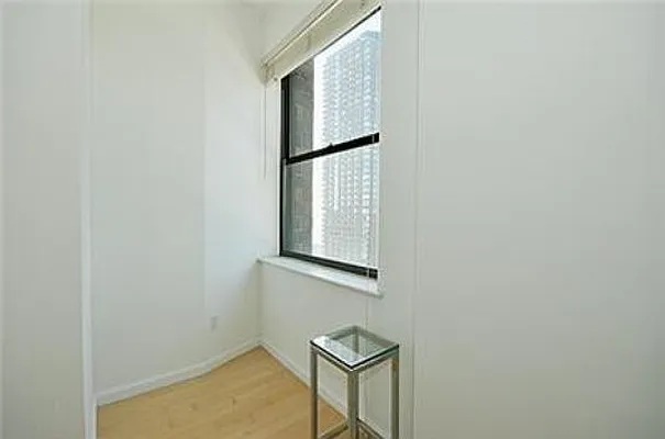 Rented by New York Residence | media 74