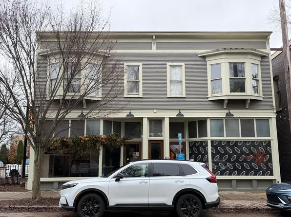 636 Wealthy St SE #A, Grand Rapids, MI 49503