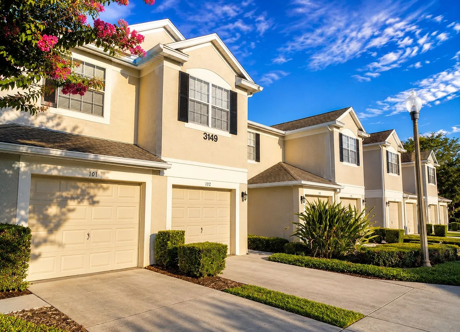 MetroWest Orlando Townhome for Rent | 3 Bed, 2.5 Bath | Lake Views — Photo 1