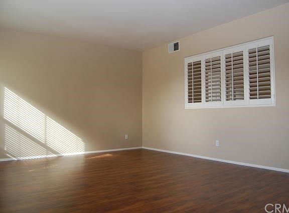 2nd image of 29208 Derby Dr