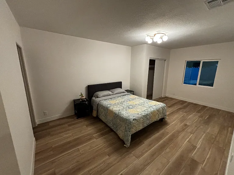 1733 Ophir Dr — Photo 10